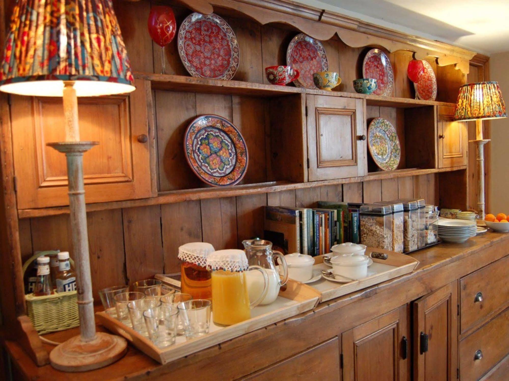 The Old Forge Bed and Breakfast East Kennett Buitenkant foto
