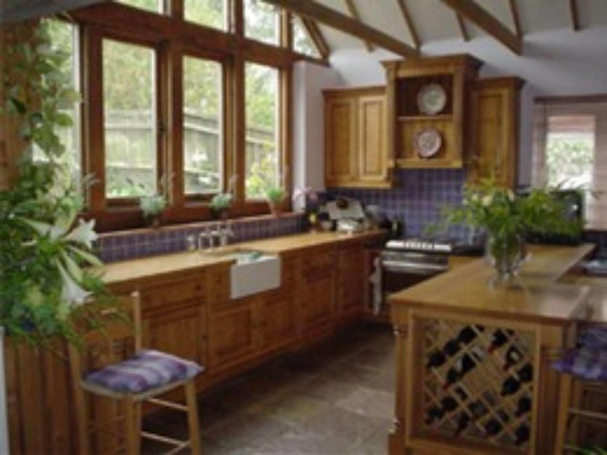 The Old Forge Bed and Breakfast East Kennett Buitenkant foto